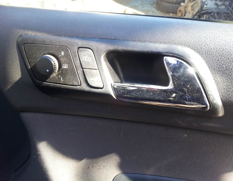 VW Polo Twist door-mirror-switch